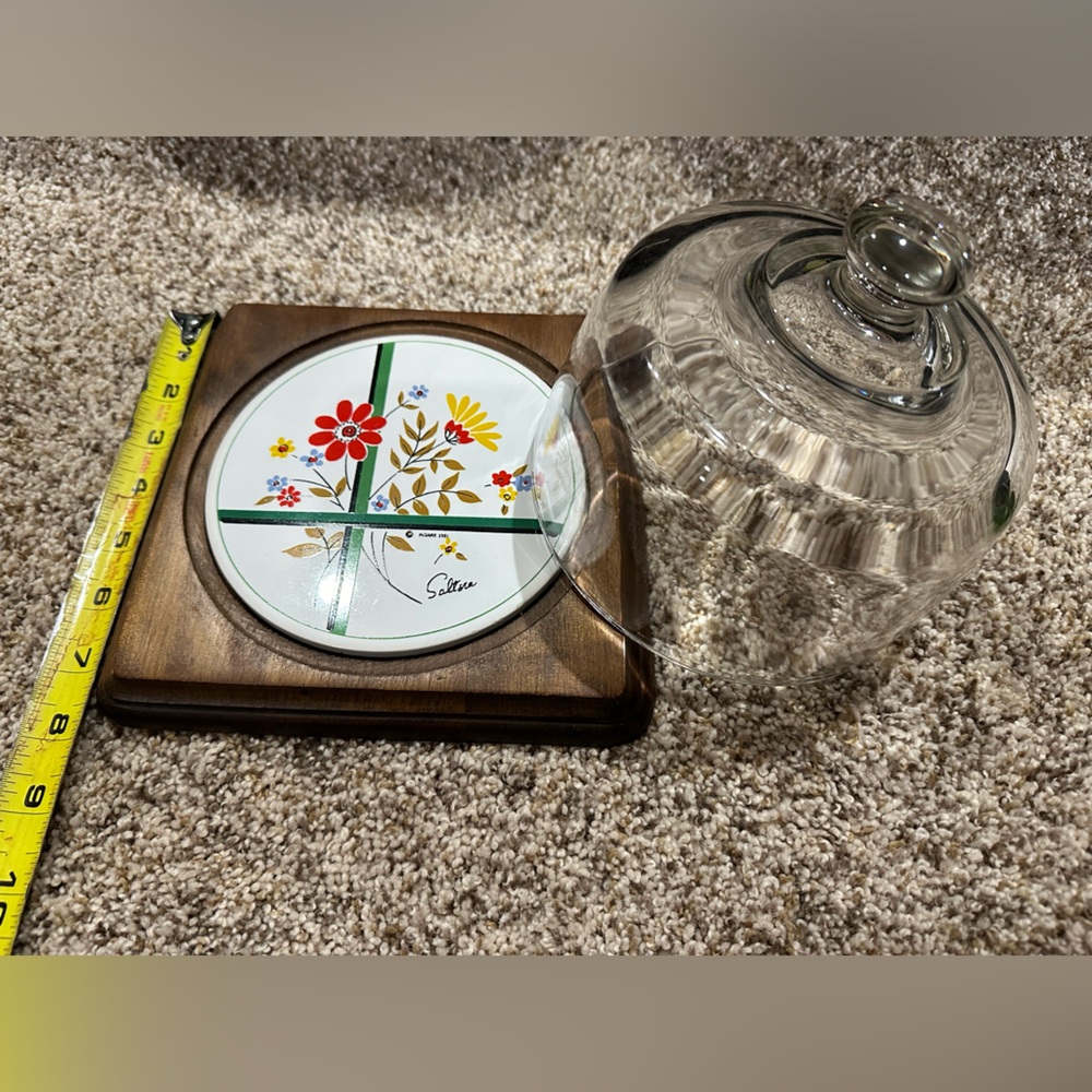 Vintage 1981 Himark Saltera Cheese board with glass dome lid